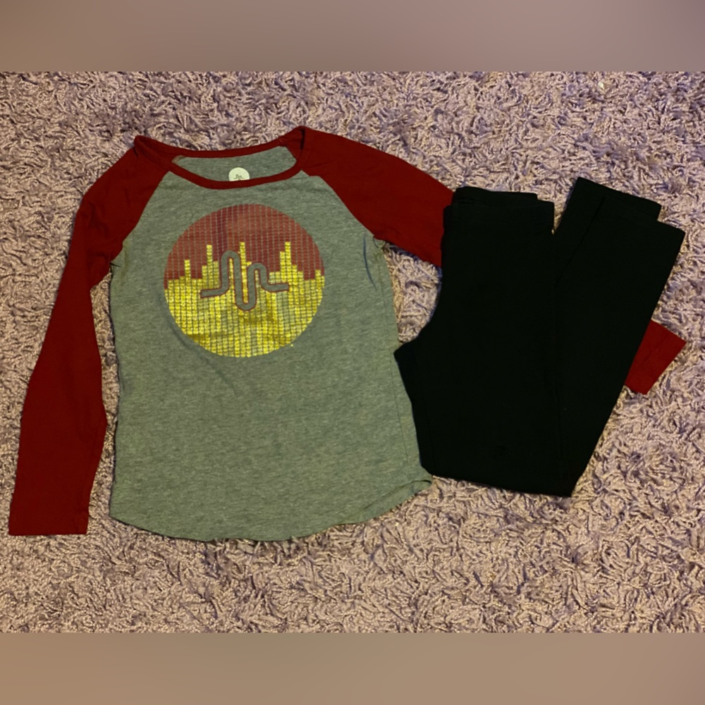 Musical.ly long sleeve baseball style shirt M 7/8